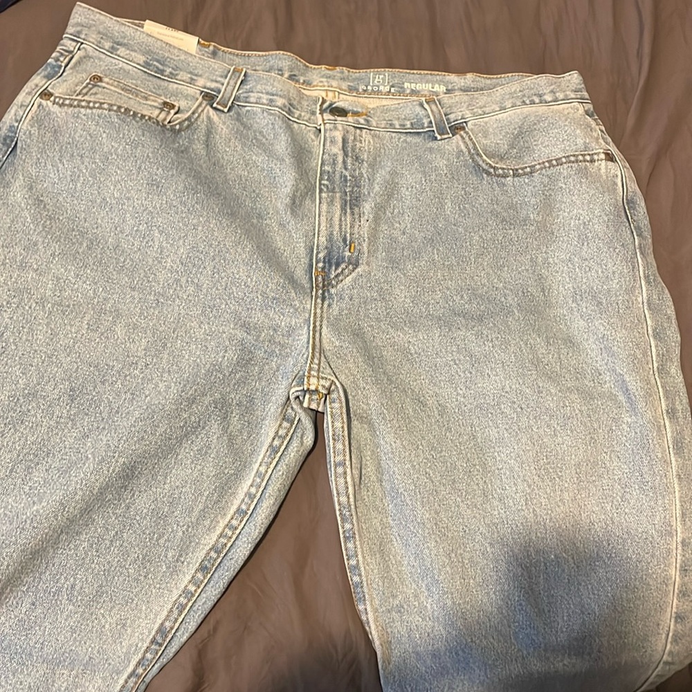 Brand new with the tags Men’s 38X32 George jeans